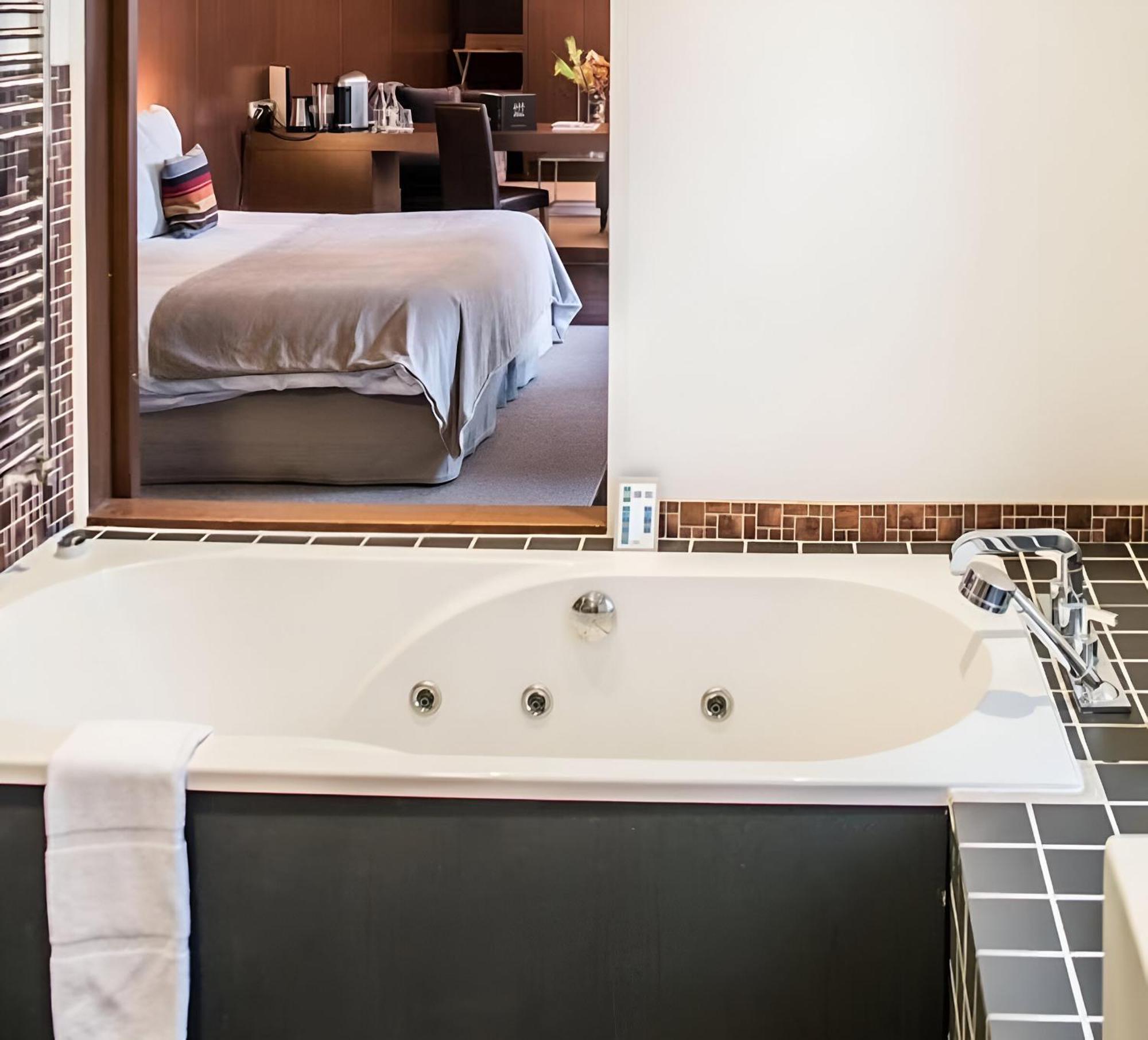 Les Pleiades Hotel-spa-restaurant Hotel 4*